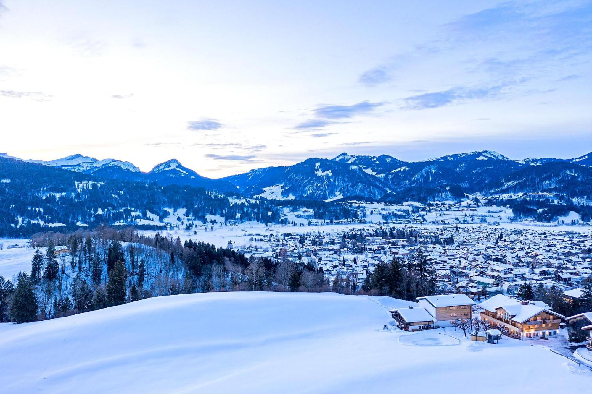 Hotel Kuehberg Oberstdorf Exteriör bild